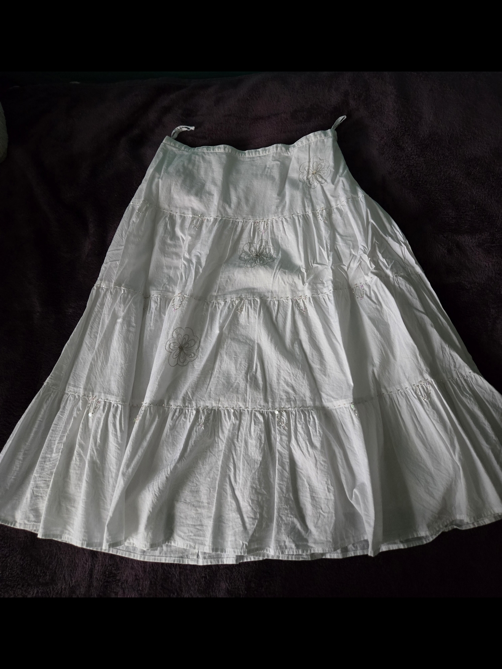 Jeanne Pierre White Tiered Maxi Skirt with Floral Embroidery 🤍 - Picture 2 of 5